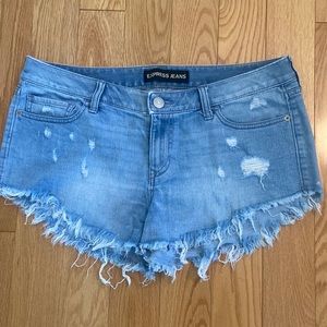 Express shorts